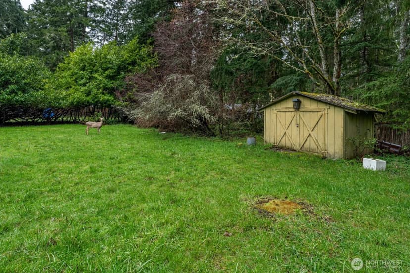 Property photo for 402 E Madrona Boulevard Nw, Lakebay photo 24