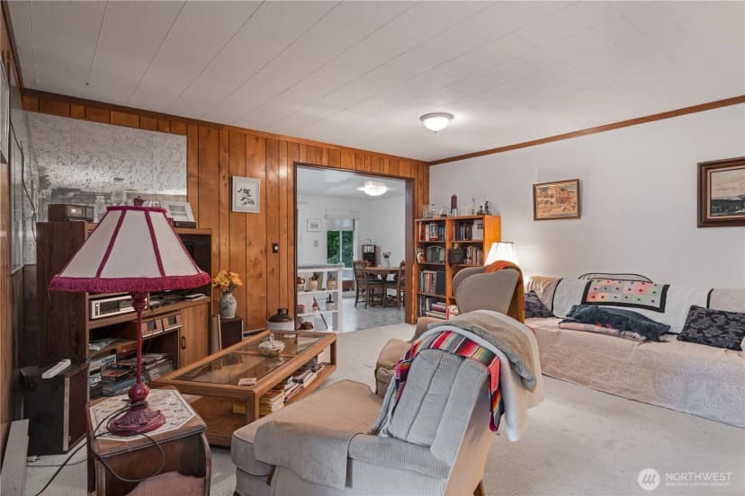 Property photo for 402 E Madrona Boulevard Nw, Lakebay photo 9