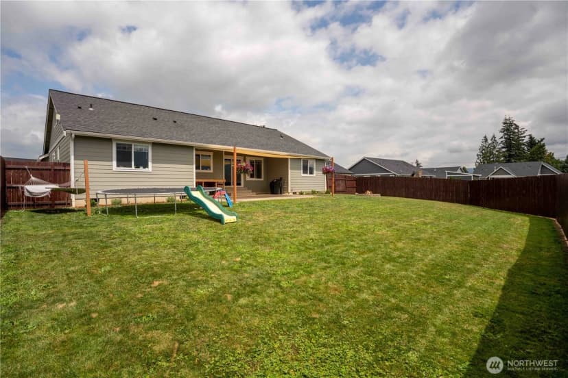 Property photo for 413 Cornerstone Drive, Sumas photo 7