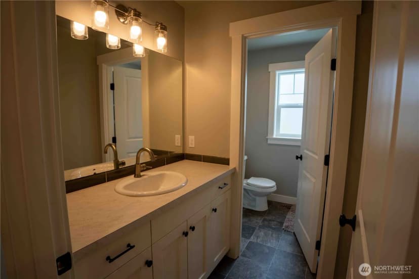 Property photo for 413 Cornerstone Drive, Sumas photo 26
