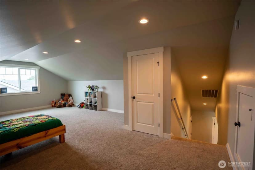 Property photo for 413 Cornerstone Drive, Sumas photo 31