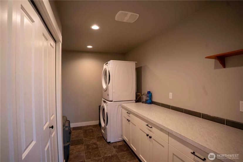 Property photo for 413 Cornerstone Drive, Sumas photo 34