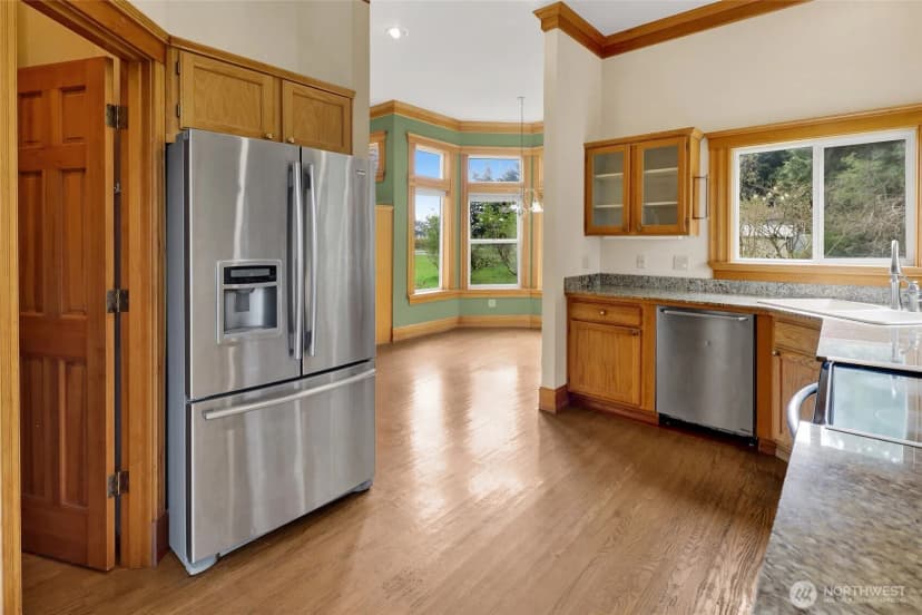 Property photo for 220 Russet Avenue, Lynden photo 12