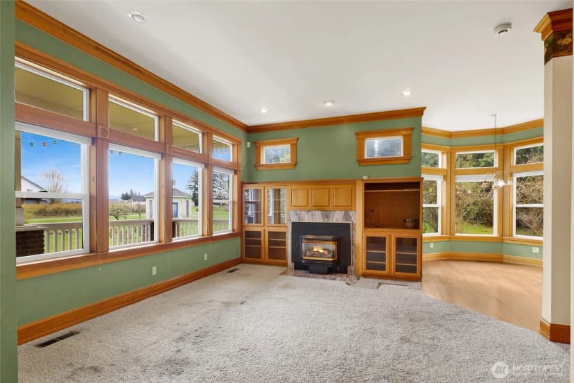 Property photo for 220 Russet Avenue, Lynden photo 8