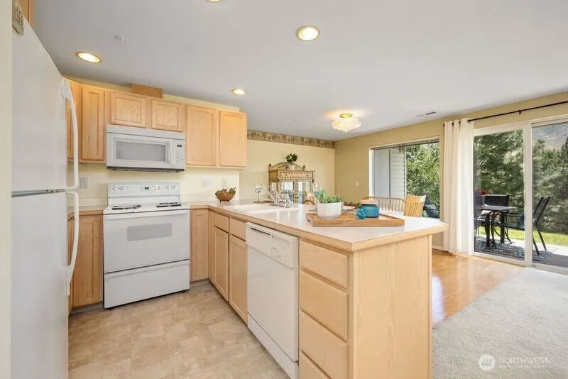 Property photo for 808 W Manson Road #b102, Chelan photo 8