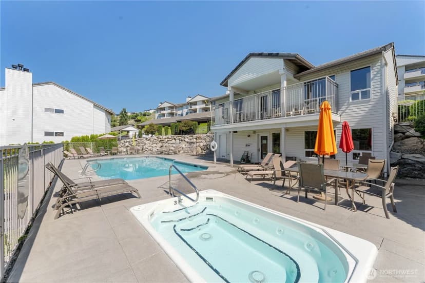 Property photo for 808 W Manson Road #b102, Chelan