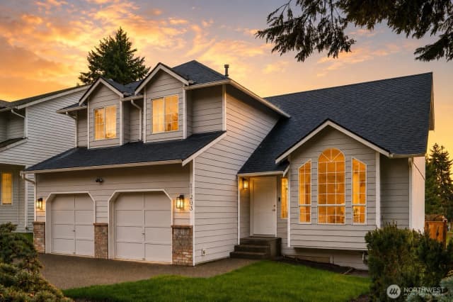 Property photo for 11203 Se 237th Place, Kent