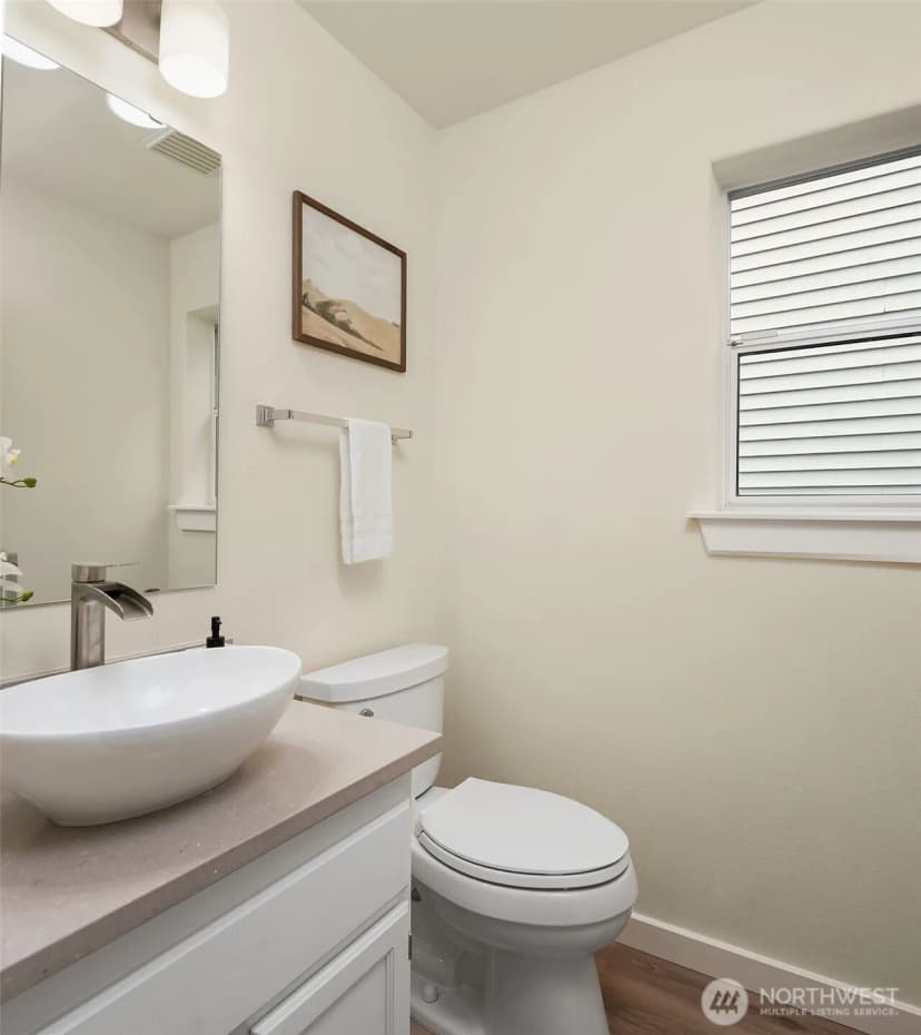 Property photo for 11203 Se 237th Place, Kent photo 16
