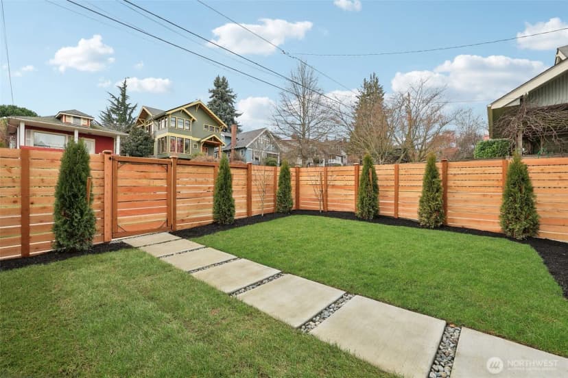 Property photo for 3714 Bagley Avenue N, Seattle photo 39
