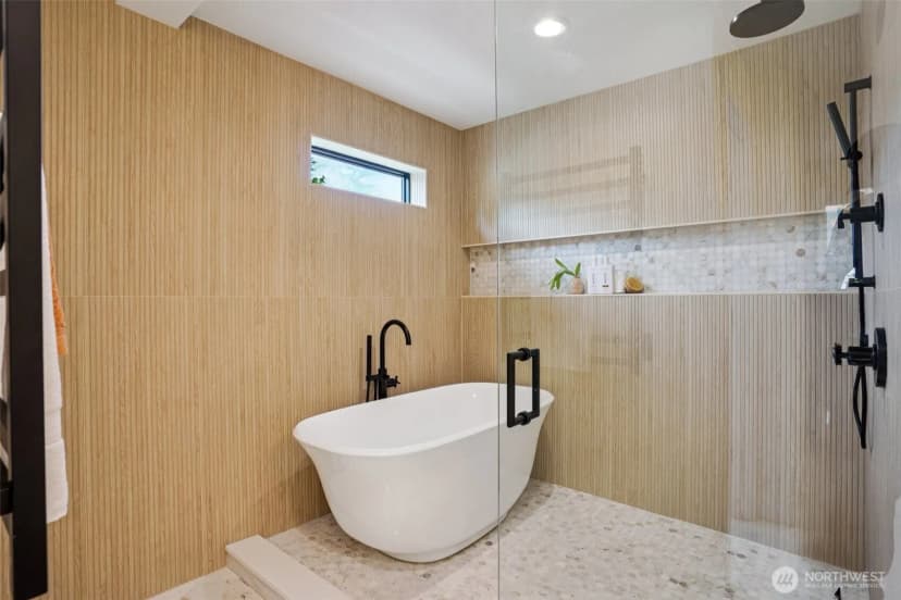 Property photo for 3714 Bagley Avenue N, Seattle photo 23