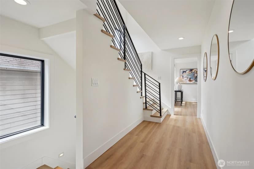 Property photo for 3714 Bagley Avenue N, Seattle photo 18