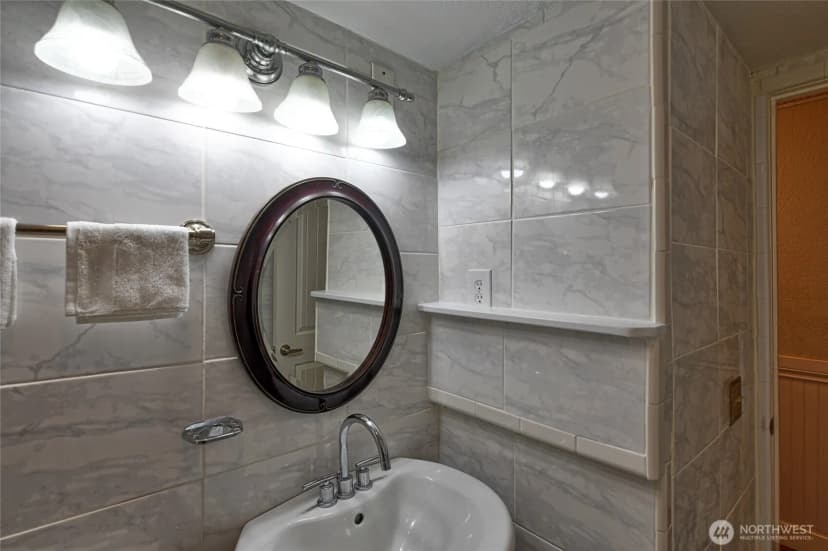 Property photo for 20131 61st Place W #d-104, Lynnwood photo 11