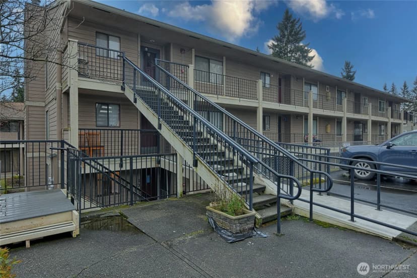 Property photo for 20131 61st Place W #d-104, Lynnwood photo 22