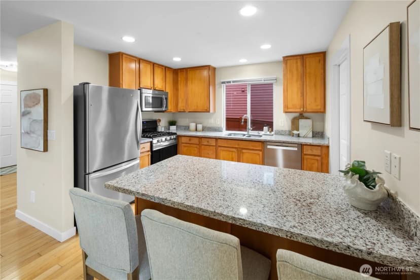 Property photo for 22669 Fern Reach Circle Ne, Redmond photo 11