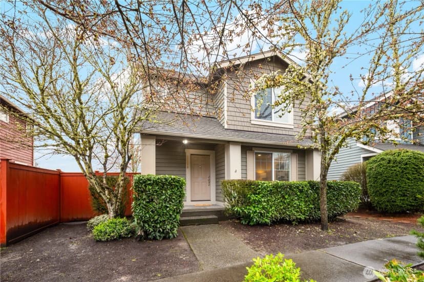 Property photo for 22669 Fern Reach Circle Ne, Redmond