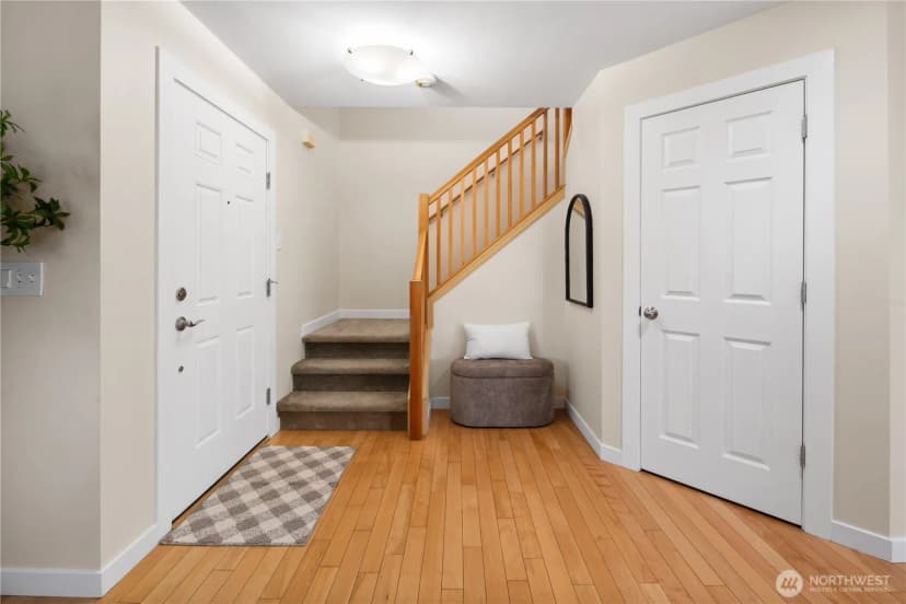 Property photo for 22669 Fern Reach Circle Ne, Redmond photo 5