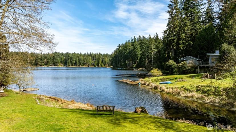 Property photo for 4887 Lakeside Drive, Langley photo 8