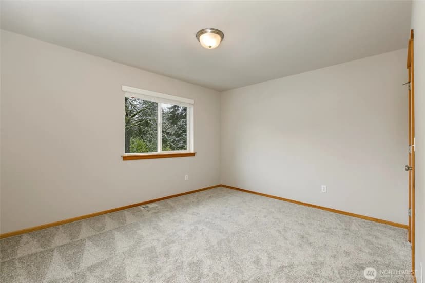 Property photo for 19923 10th Avenue W, Lynnwood photo 23