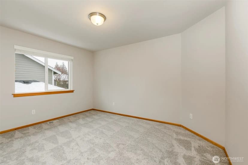 Property photo for 19923 10th Avenue W, Lynnwood photo 24