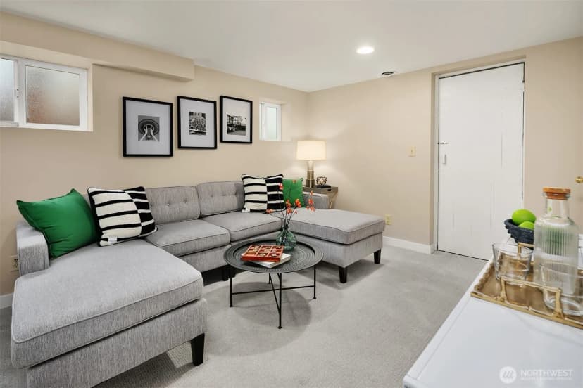 Property photo for 511 W Mcgraw Street, Seattle photo 16