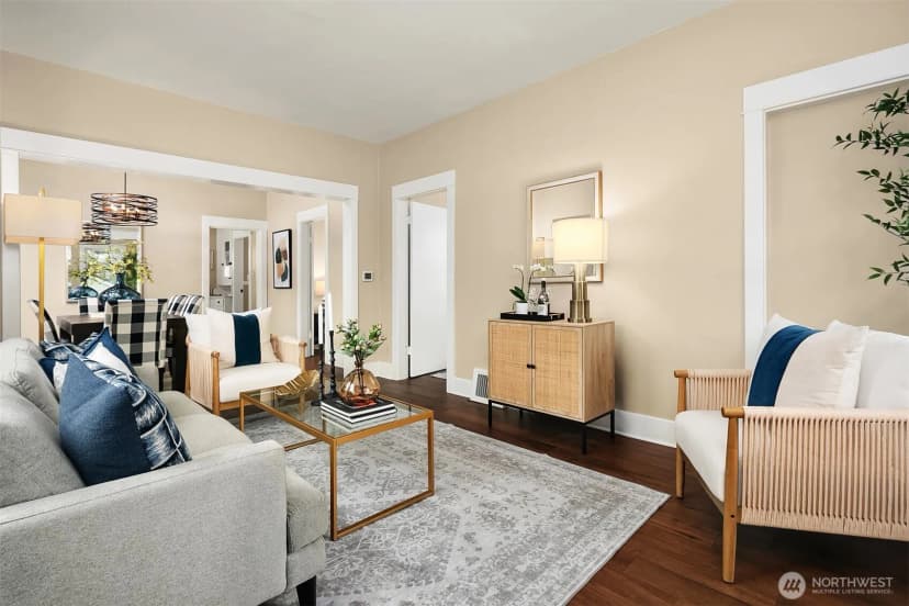 Property photo for 511 W Mcgraw Street, Seattle photo 3