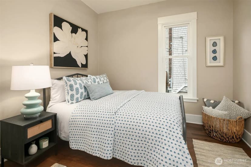 Property photo for 511 W Mcgraw Street, Seattle photo 11