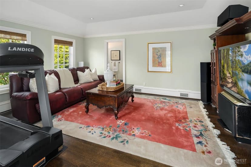 Property photo for 623 W Highland Drive, Seattle photo 38