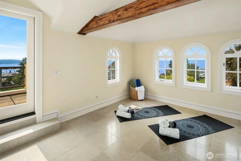 Property photo for 623 W Highland Drive, Seattle photo 39