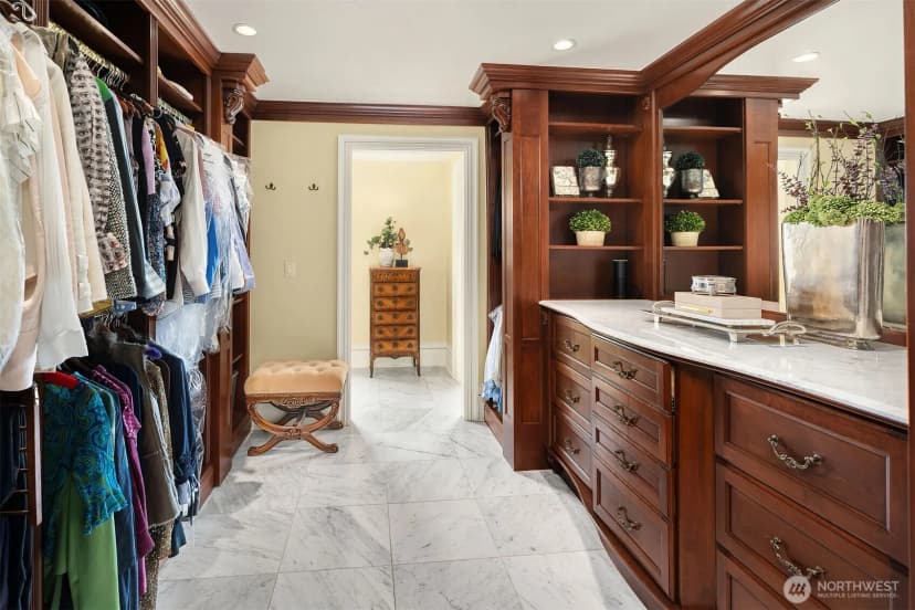 Property photo for 623 W Highland Drive, Seattle photo 31