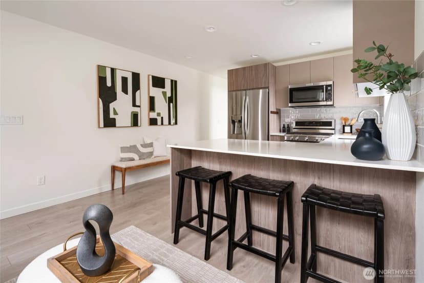 Property photo for 4155 Delridge Way Sw, Seattle photo 6