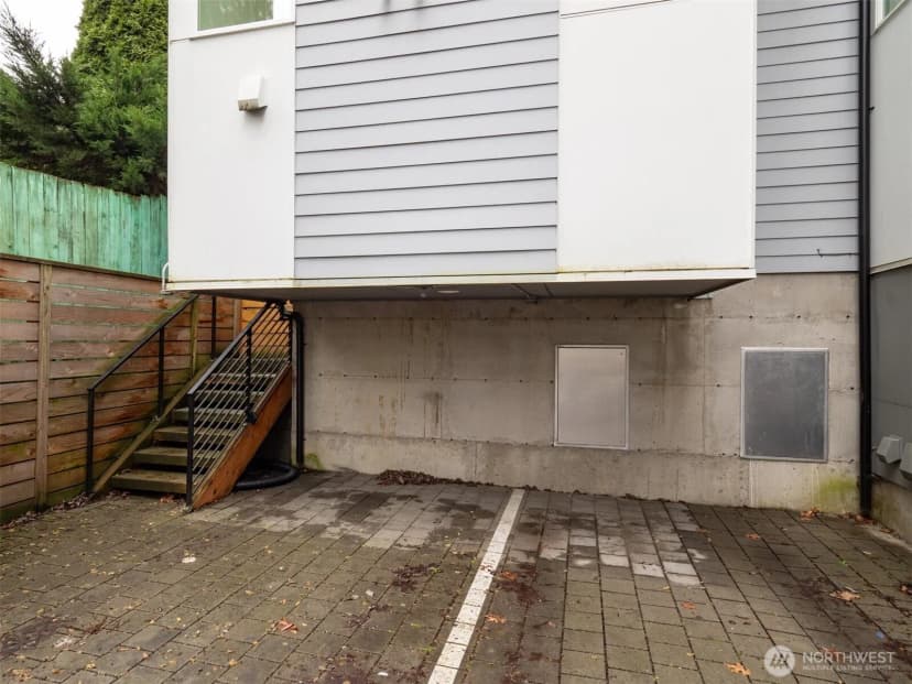 Property photo for 4155 Delridge Way Sw, Seattle photo 18