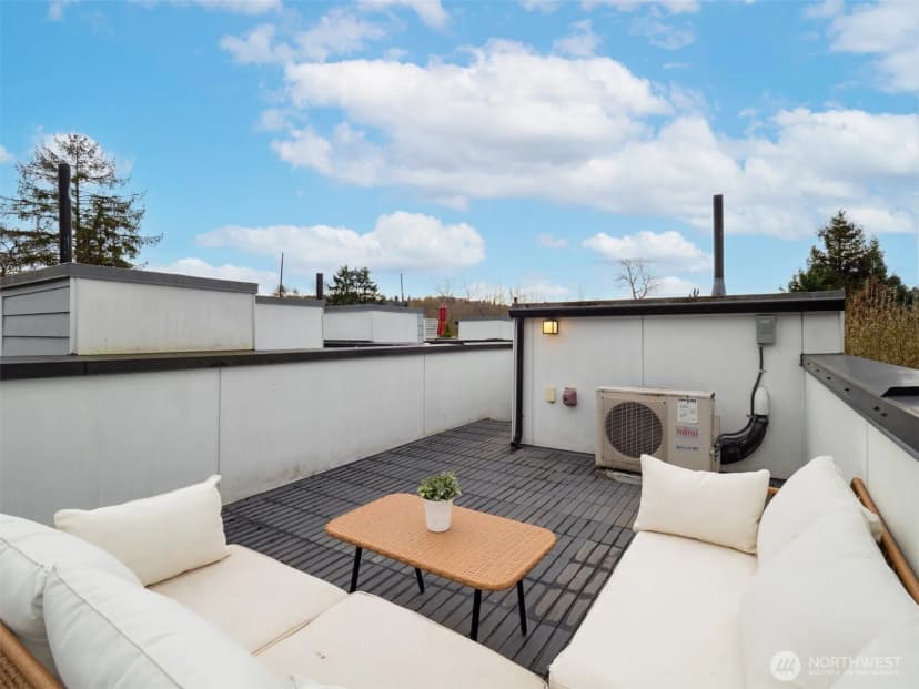 Property photo for 4155 Delridge Way Sw, Seattle photo 17