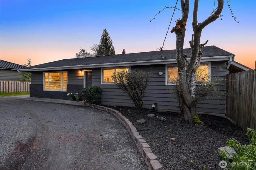 Property photo for 12621 156th Avenue Se, Renton photo 36