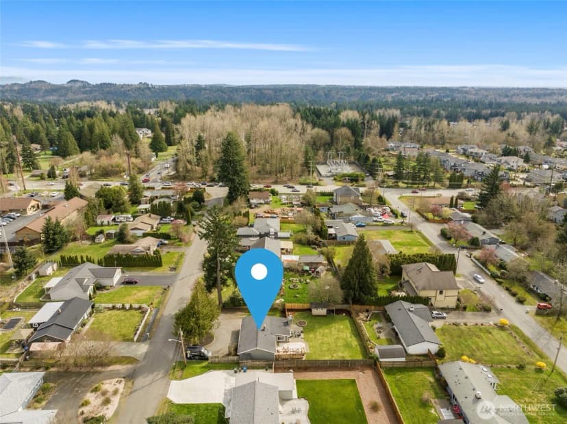Property photo for 12621 156th Avenue Se, Renton photo 37