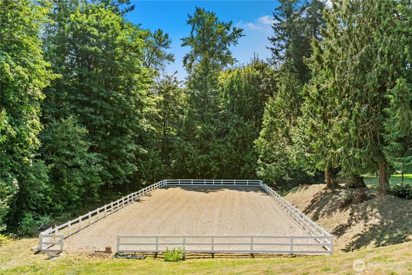 Property photo for 4141 244th Avenue Ne, Redmond photo 31