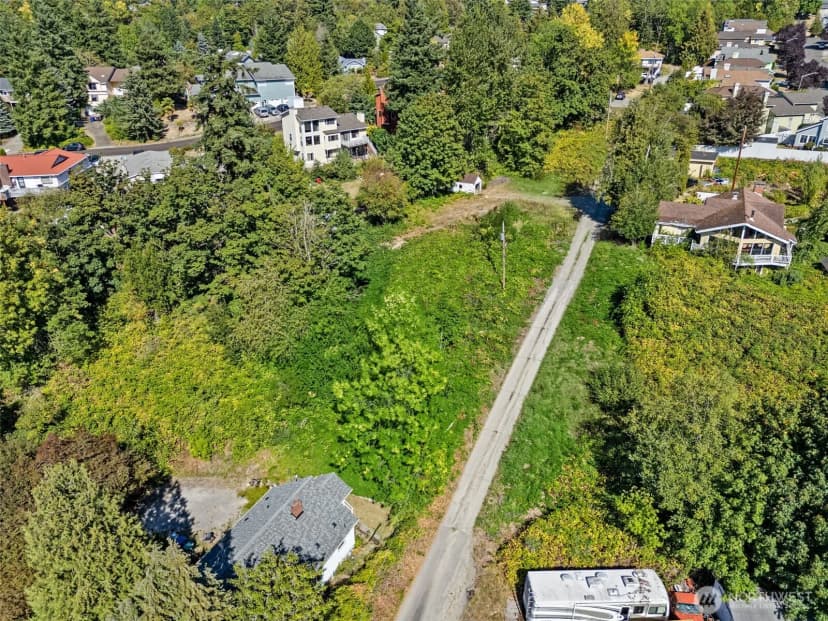 Property photo for 3106 Talbot Road S #lot 2, Renton photo 4