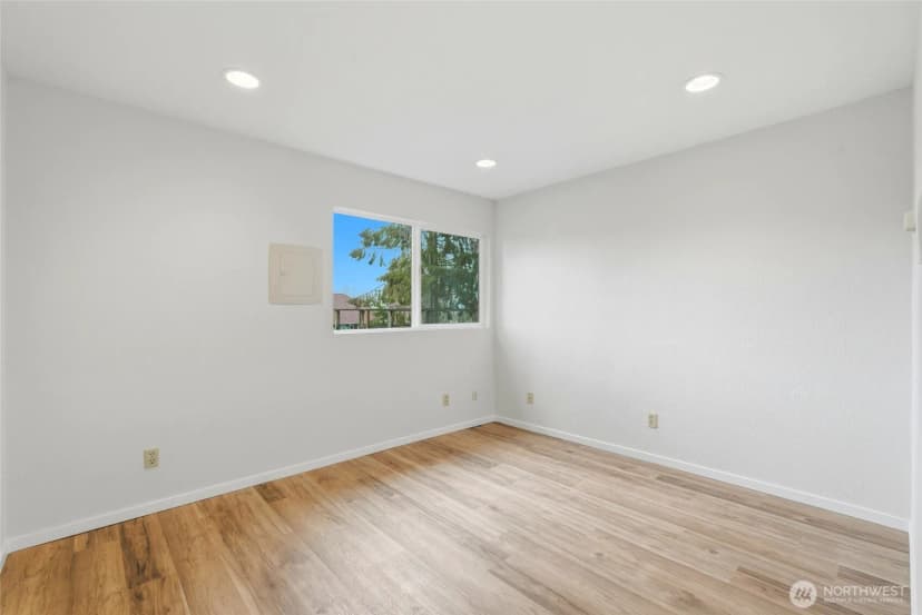 Property photo for 4404 Terrace Drive #8, Everett photo 19