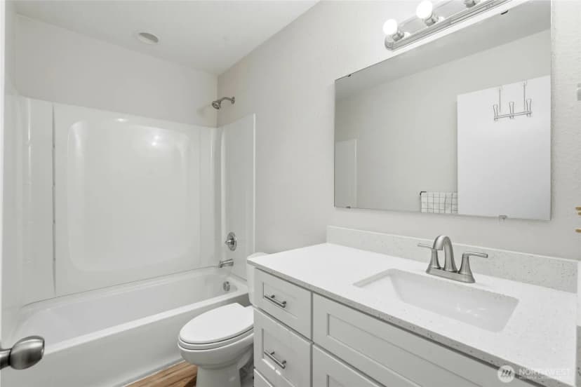 Property photo for 4404 Terrace Drive #8, Everett photo 20