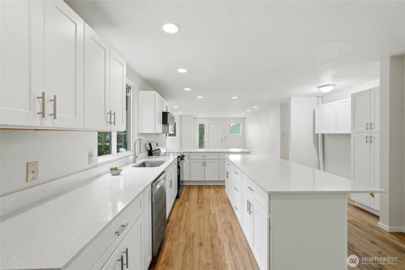Property photo for 4404 Terrace Drive #8, Everett photo 12