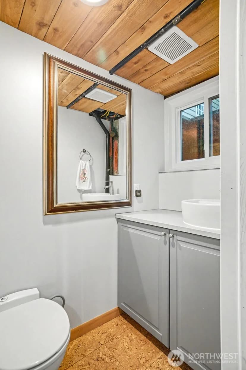 Property photo for 2431 Sw 149th Place, Burien photo 32