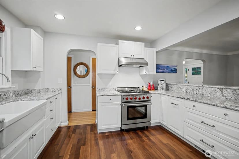 Property photo for 2431 Sw 149th Place, Burien photo 11