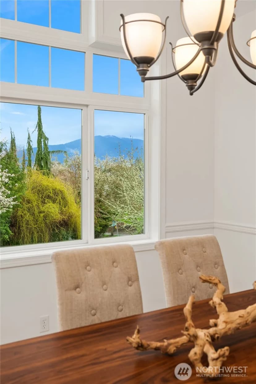 Property photo for 917 Bear Ridge Court Nw, Issaquah photo 12