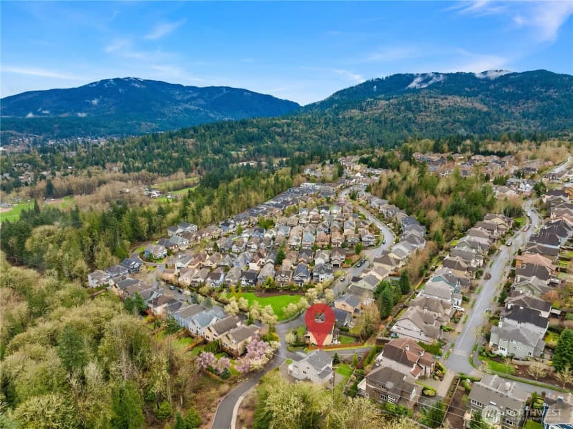 Property photo for 917 Bear Ridge Court Nw, Issaquah photo 36