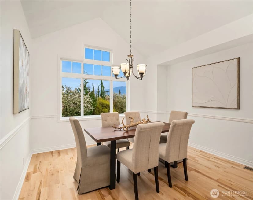 Property photo for 917 Bear Ridge Court Nw, Issaquah photo 13