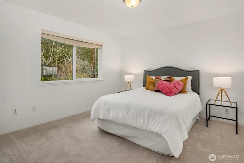 Property photo for 917 Bear Ridge Court Nw, Issaquah photo 27