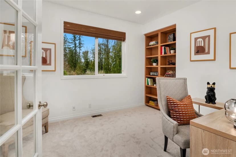 Property photo for 917 Bear Ridge Court Nw, Issaquah photo 17