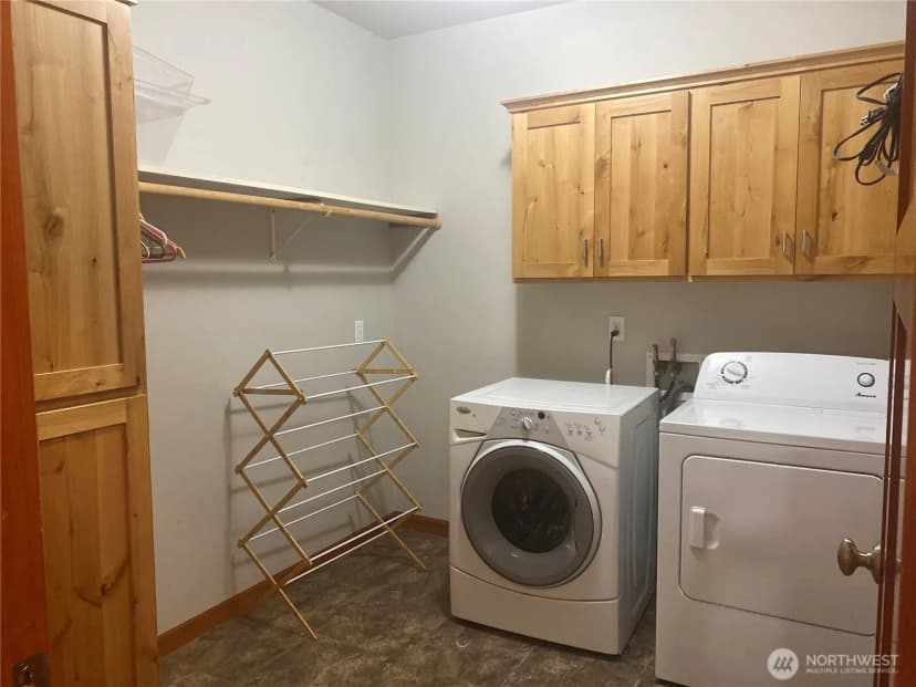 Property photo for 55776 Bay Area Drive, Electric City photo 35