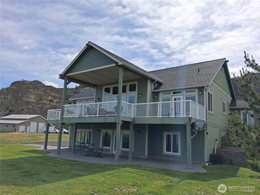 Property photo for 55776 Bay Area Drive, Electric City photo 5