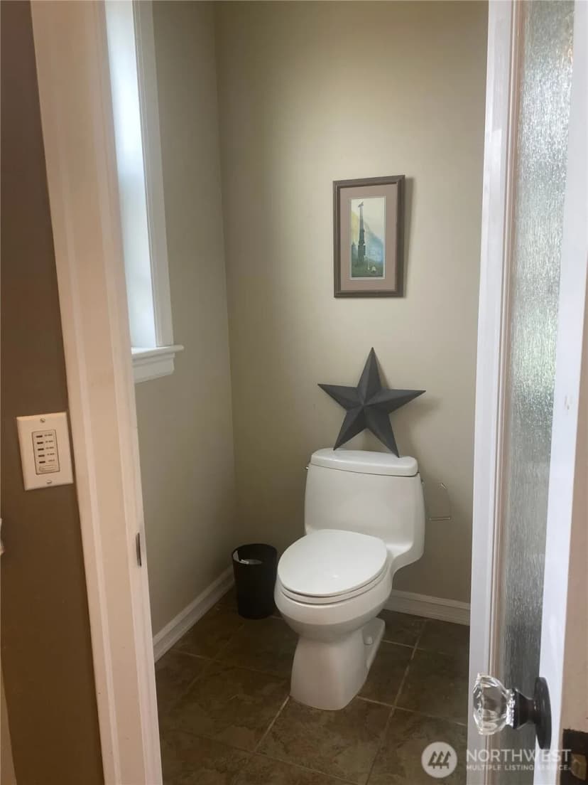 Property photo for 55776 Bay Area Drive, Electric City photo 21