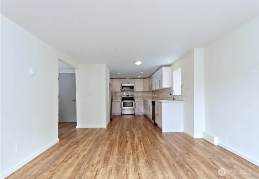 Property photo for 5045 37th Avenue S, Seattle photo 11